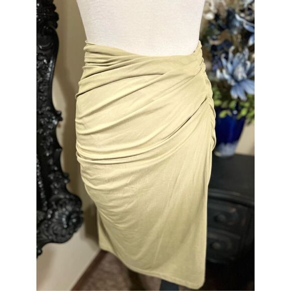 MM Lafleur NWT Dune Grass Soho Skirt Ruched Pencil Skirt Size M - Picture 1 of 4